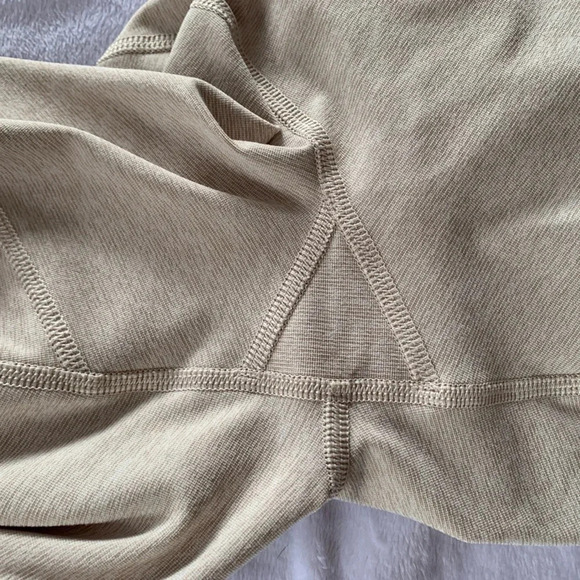Outdoor Voices 7/8 Dipped Warmup Leggings Size Small Oatmeal, Moss and Fog - Picture 11 of 11